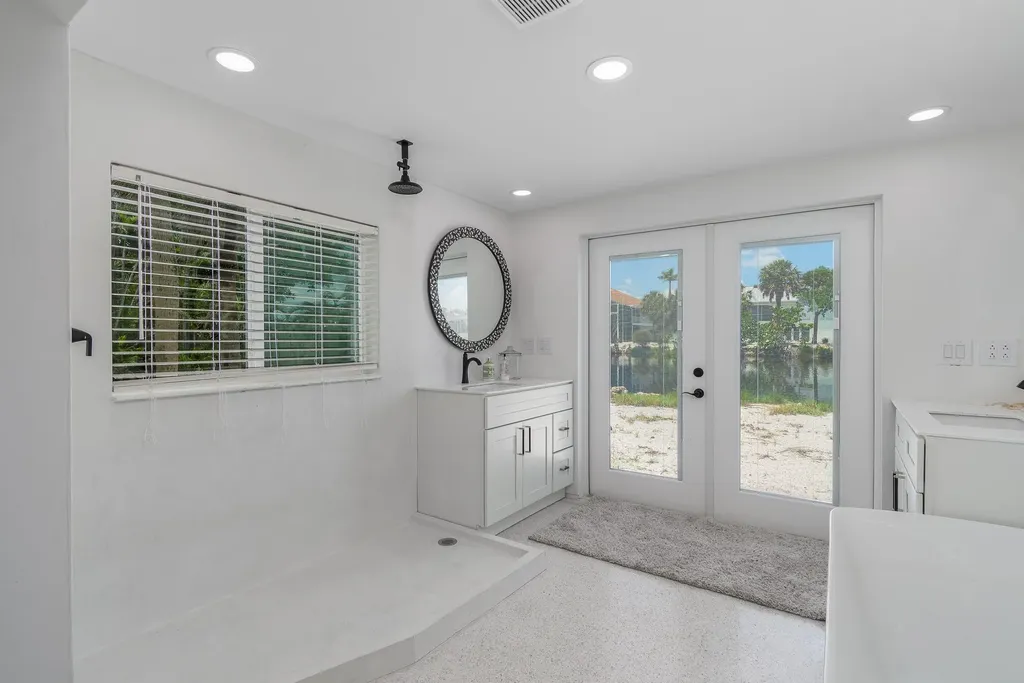 450 Birdsong Place Sanibel FL 33957