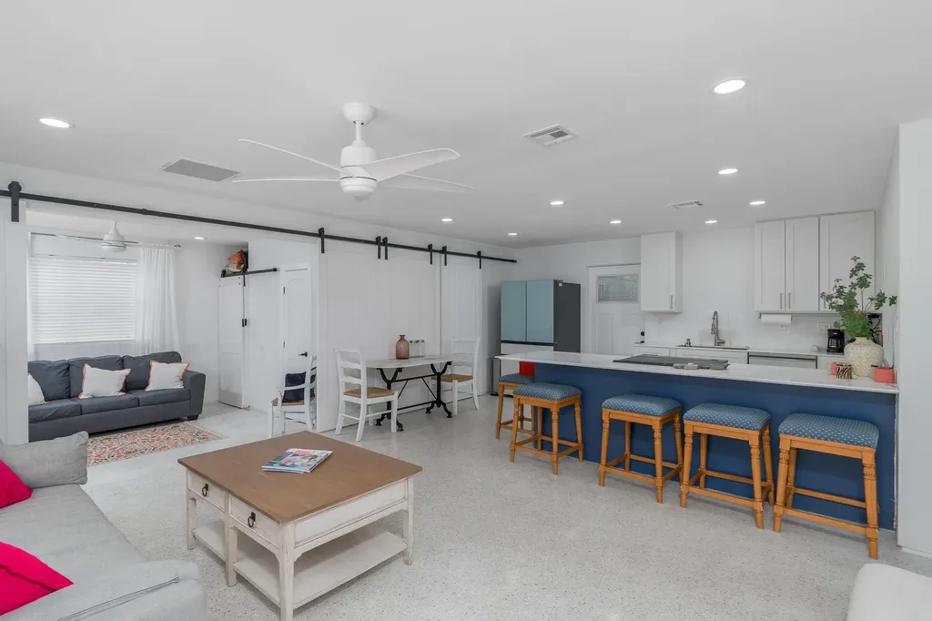 450 Birdsong Place Sanibel FL 33957