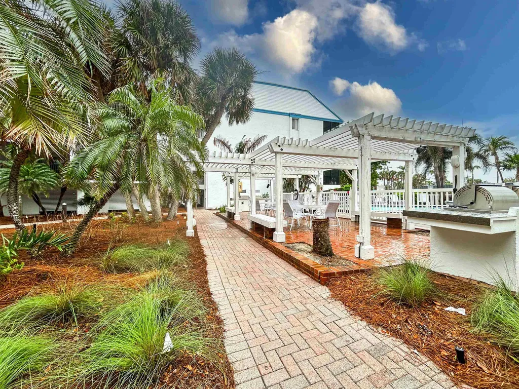 3136 Tennis Villas Captiva FL 33924