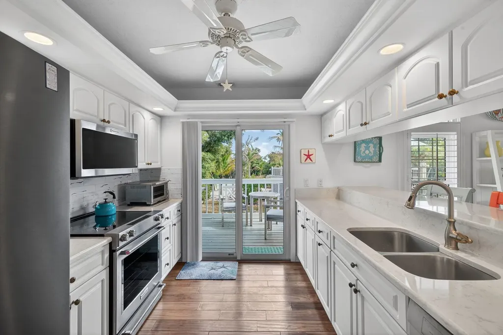 280 Ferry Landing Drive Sanibel FL 33957