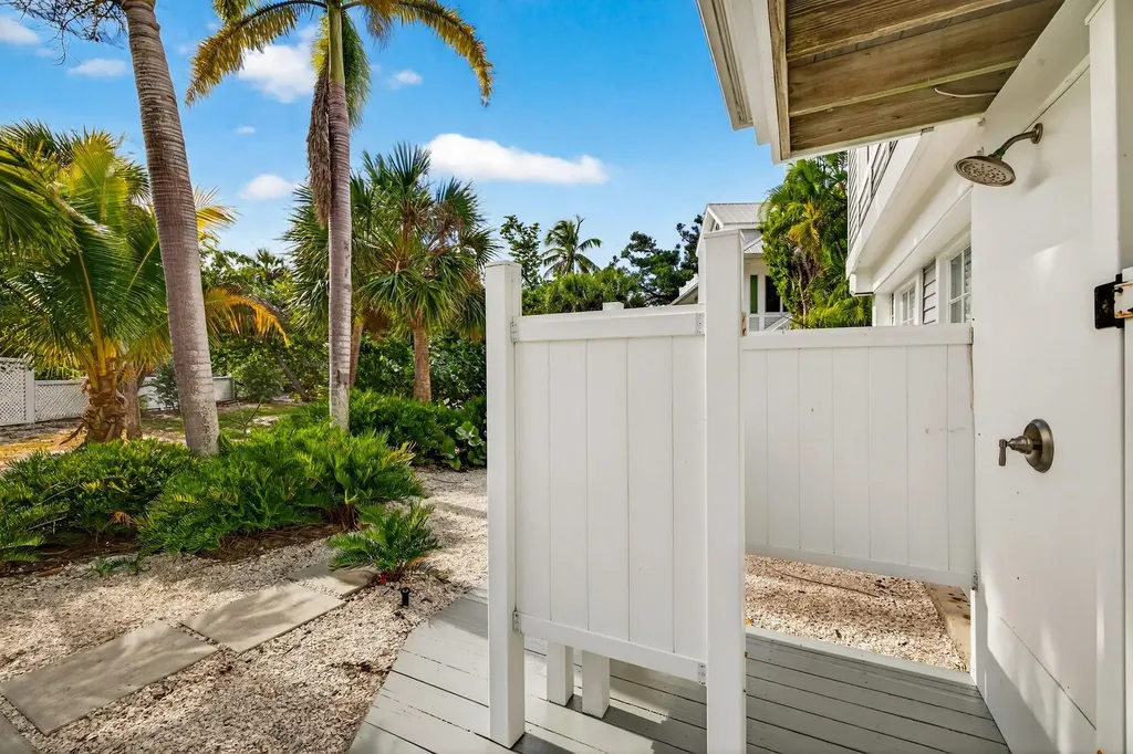 280 Ferry Landing Drive Sanibel FL 33957