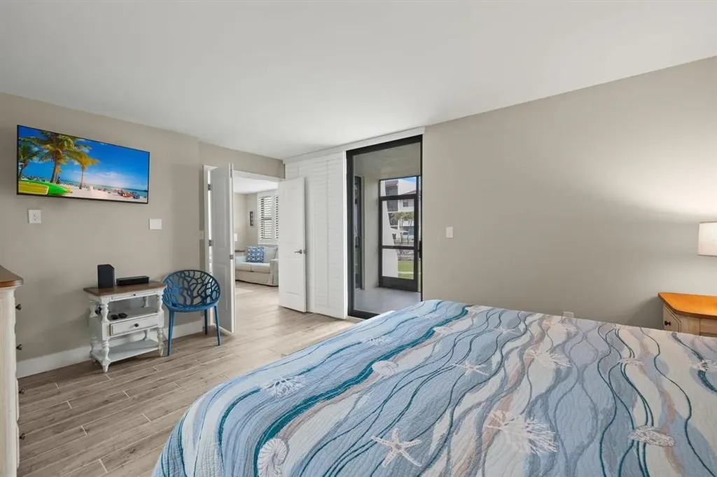 979 E Gulf Drive Sanibel FL 33957
