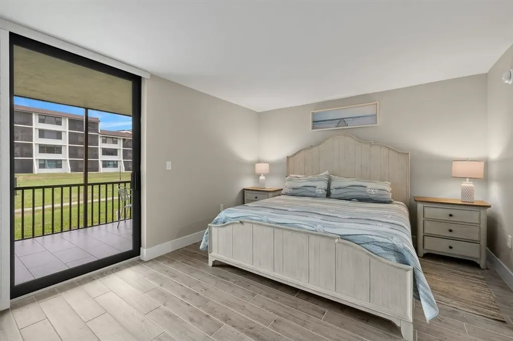 979 E Gulf Drive Sanibel FL 33957