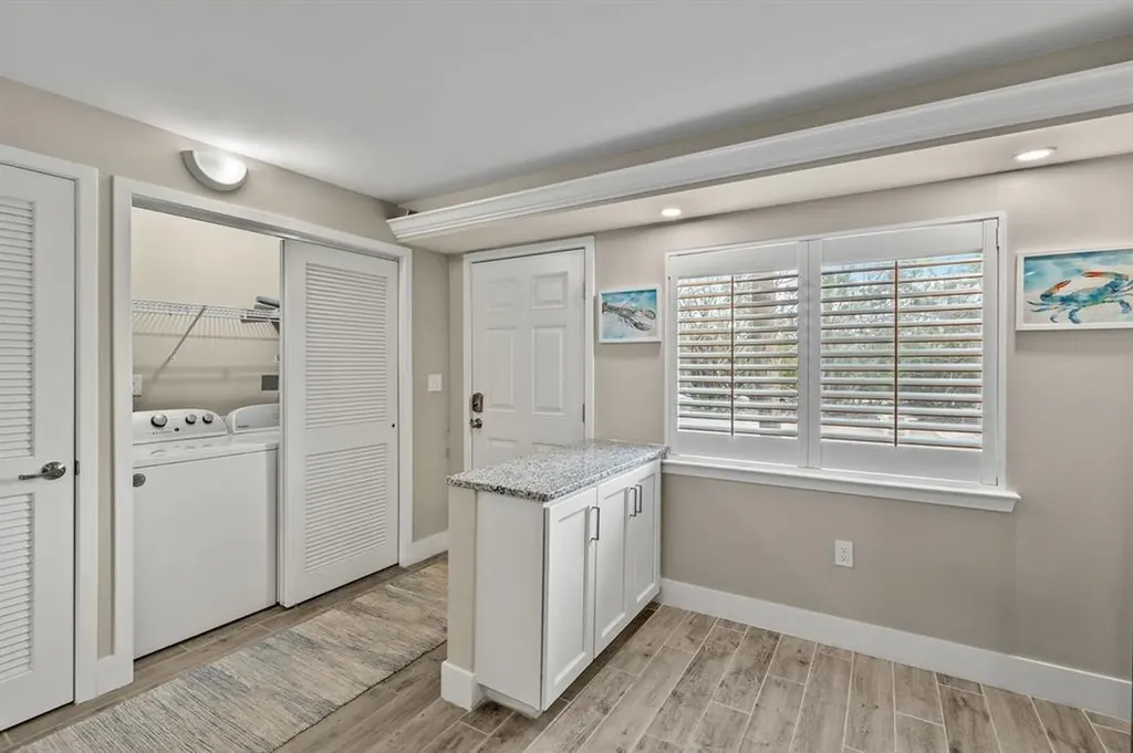 979 E Gulf Drive Sanibel FL 33957