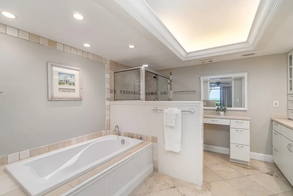 1299 Middle Gulf Drive Sanibel FL 33957