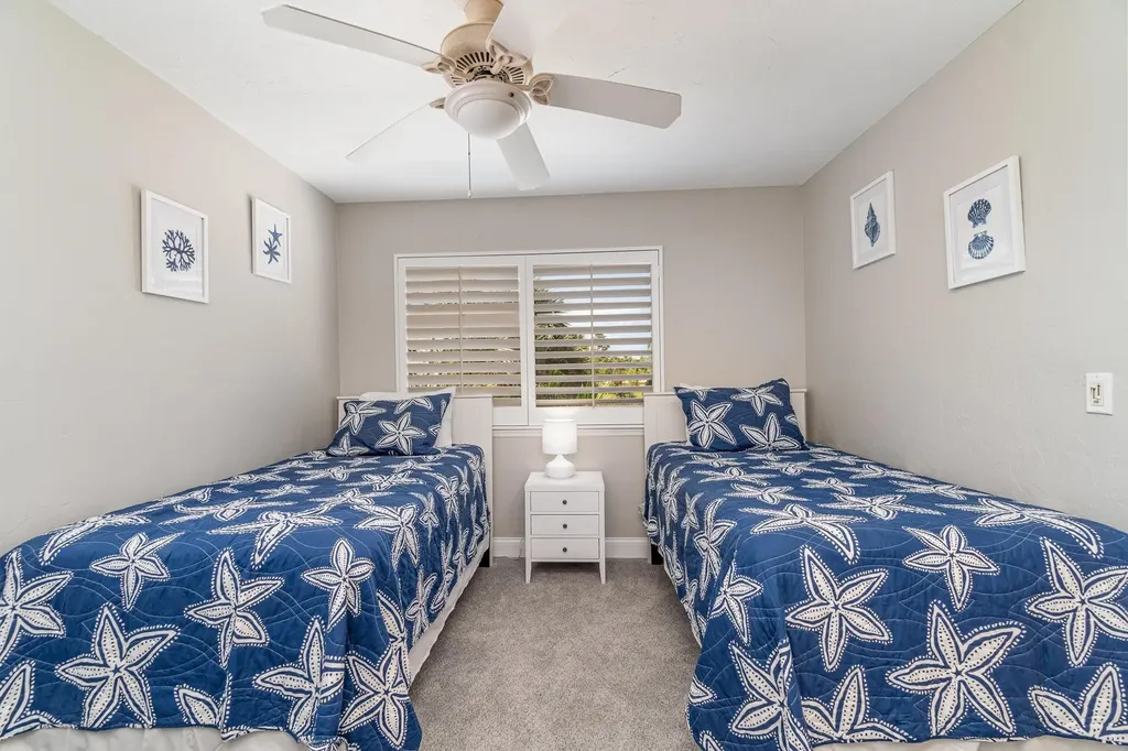 1299 Middle Gulf Drive Sanibel FL 33957