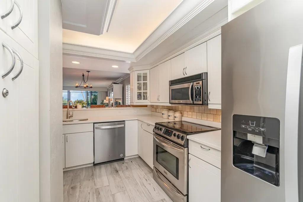 1299 Middle Gulf Drive Sanibel FL 33957