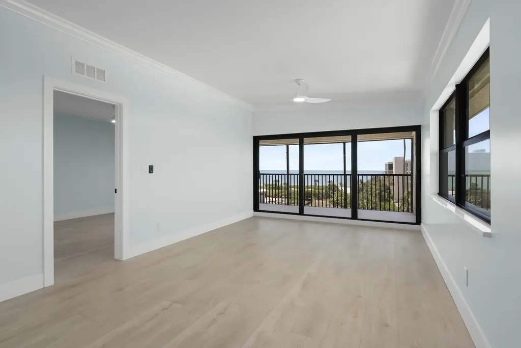 2737 W Gulf Drive Sanibel FL 33957