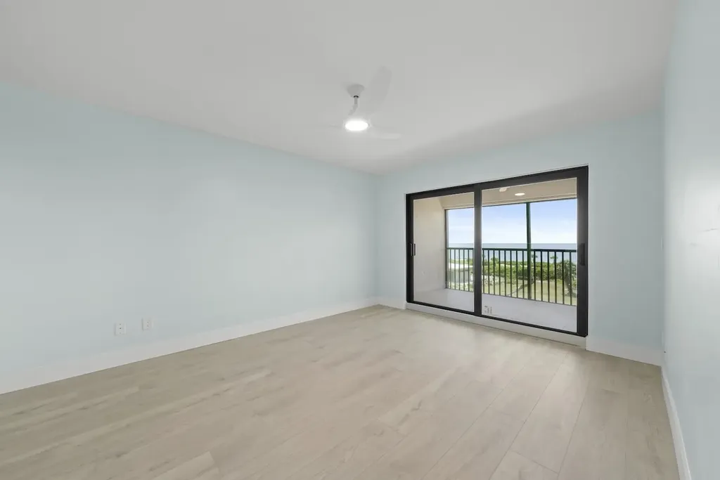 2737 W Gulf Drive Sanibel FL 33957
