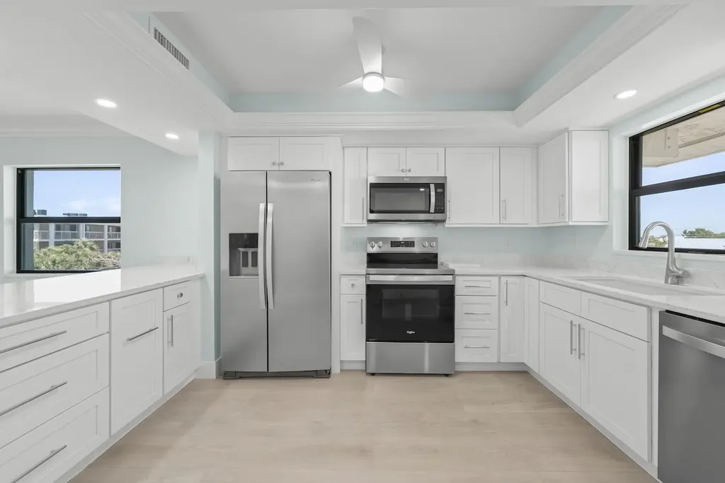 2737 W Gulf Drive Sanibel FL 33957