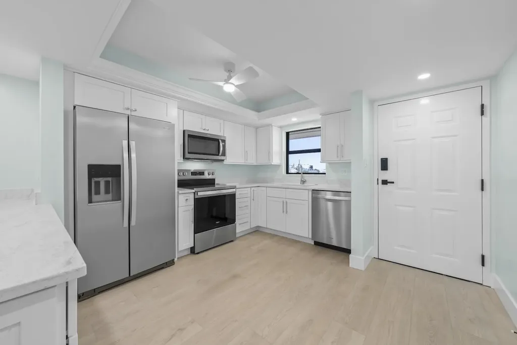 2737 W Gulf Drive Sanibel FL 33957