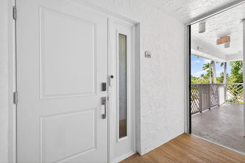 635 E Gulf Drive Sanibel FL 33957