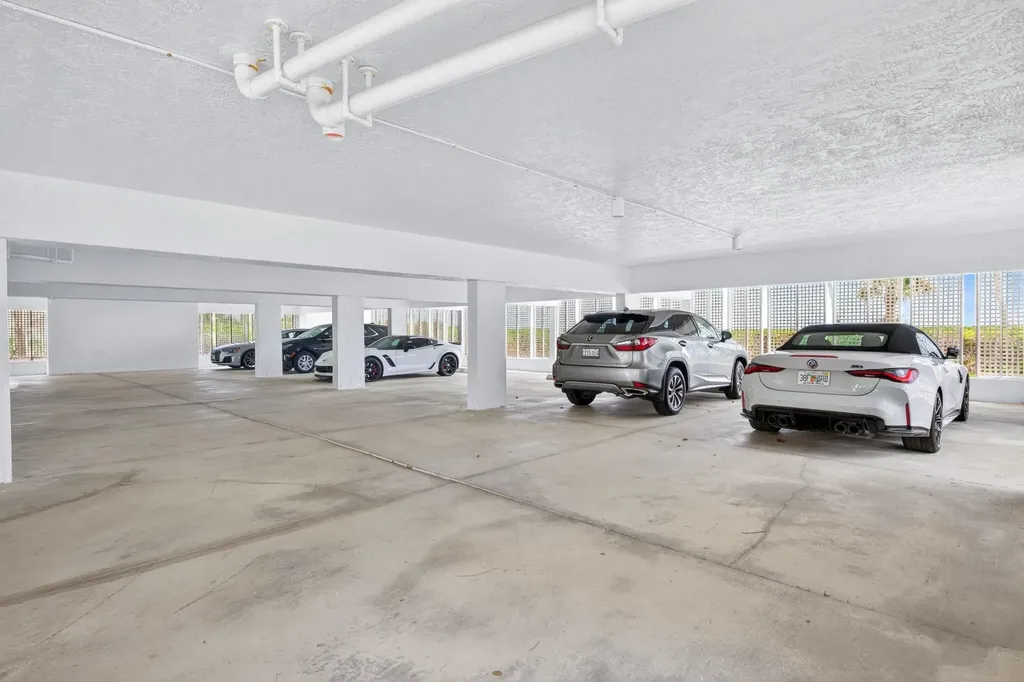 635 E Gulf Drive Sanibel FL 33957