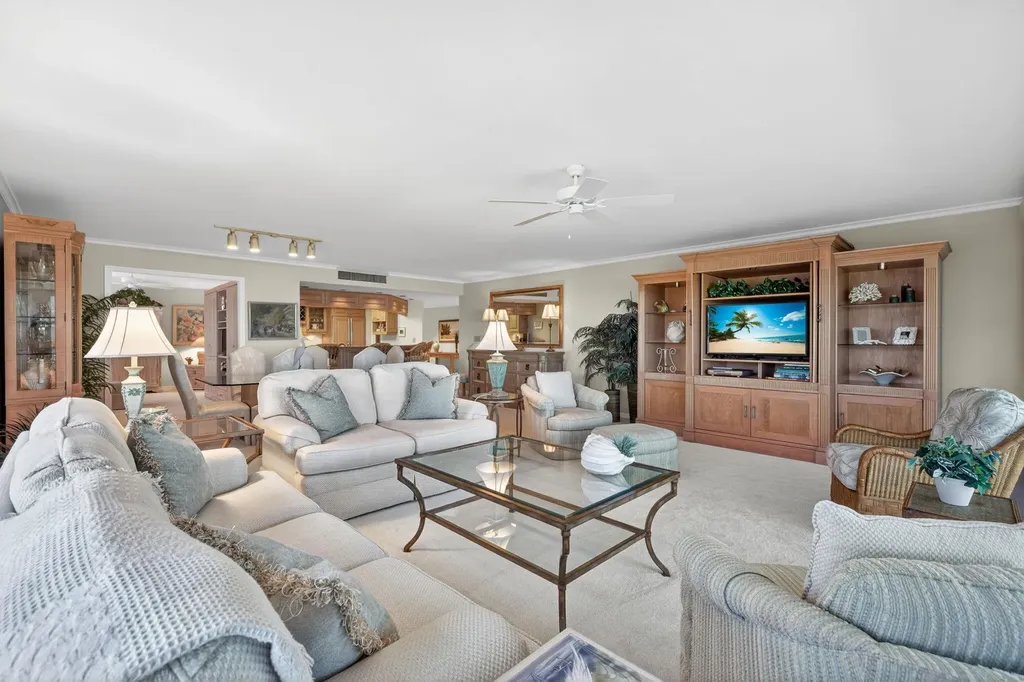 635 E Gulf Drive Sanibel FL 33957