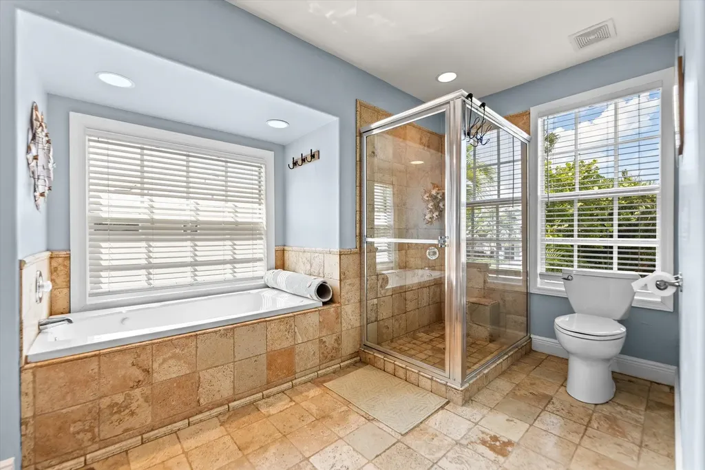 5304 Ladyfinger Lake Road Sanibel FL 33957