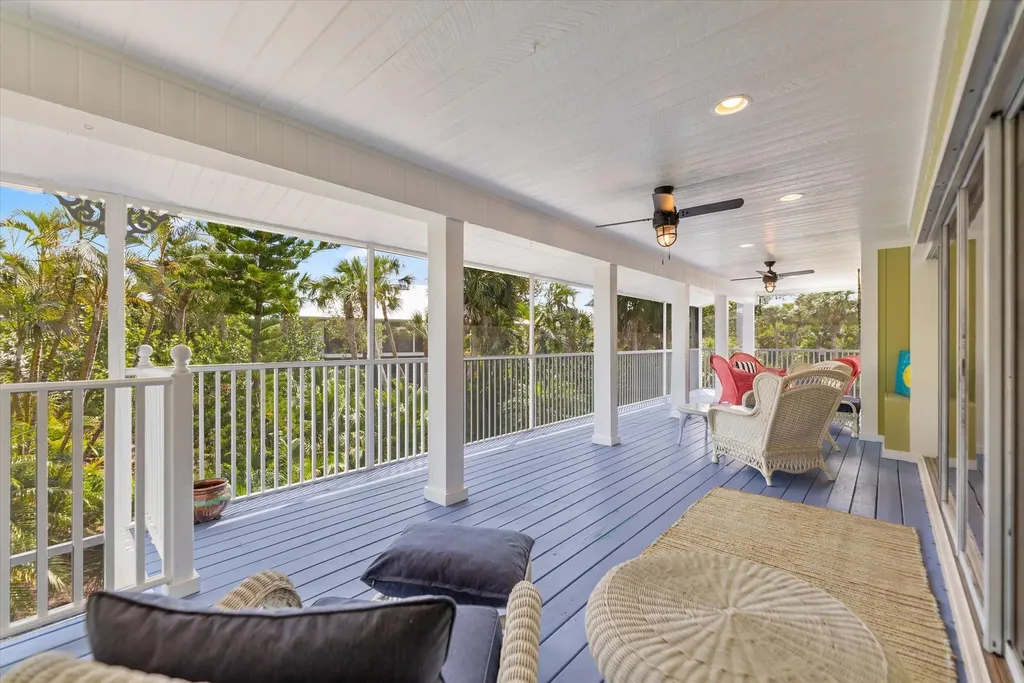 5304 Ladyfinger Lake Road Sanibel FL 33957