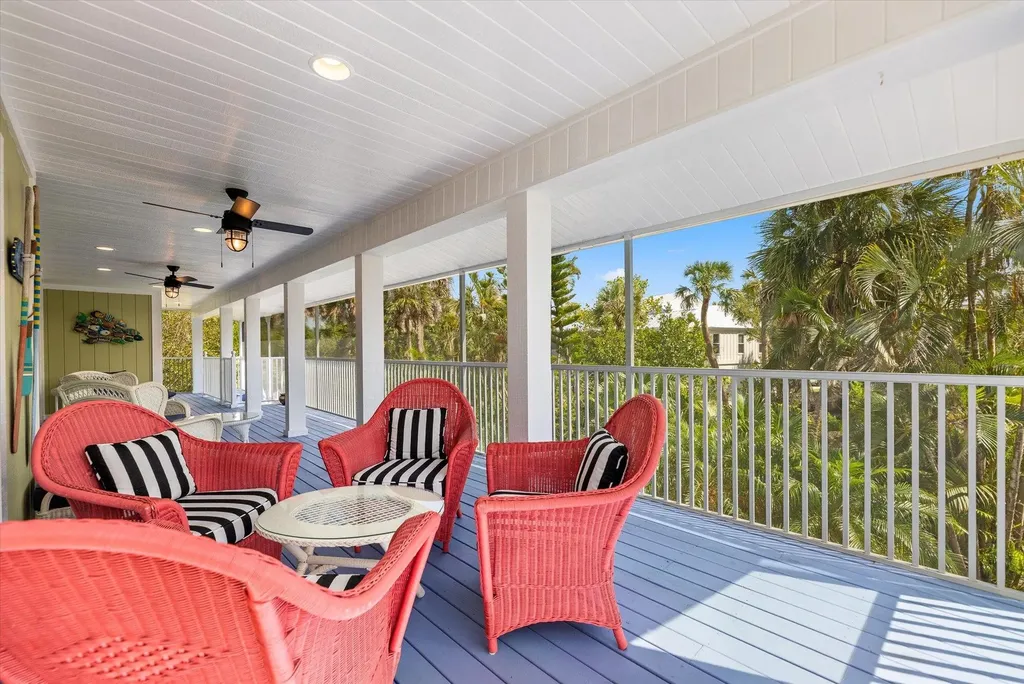 5304 Ladyfinger Lake Road Sanibel FL 33957