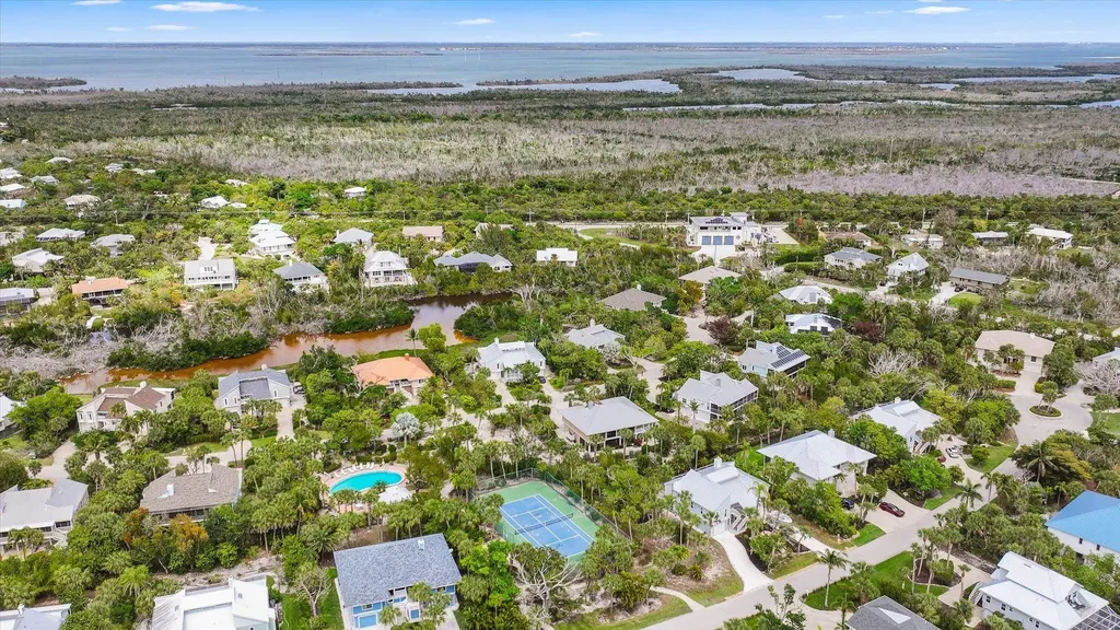 5304 Ladyfinger Lake Road Sanibel FL 33957