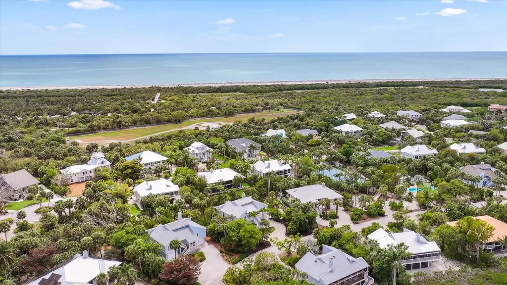 5304 Ladyfinger Lake Road Sanibel FL 33957