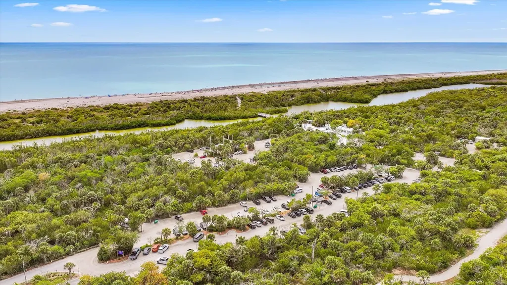 5304 Ladyfinger Lake Road Sanibel FL 33957