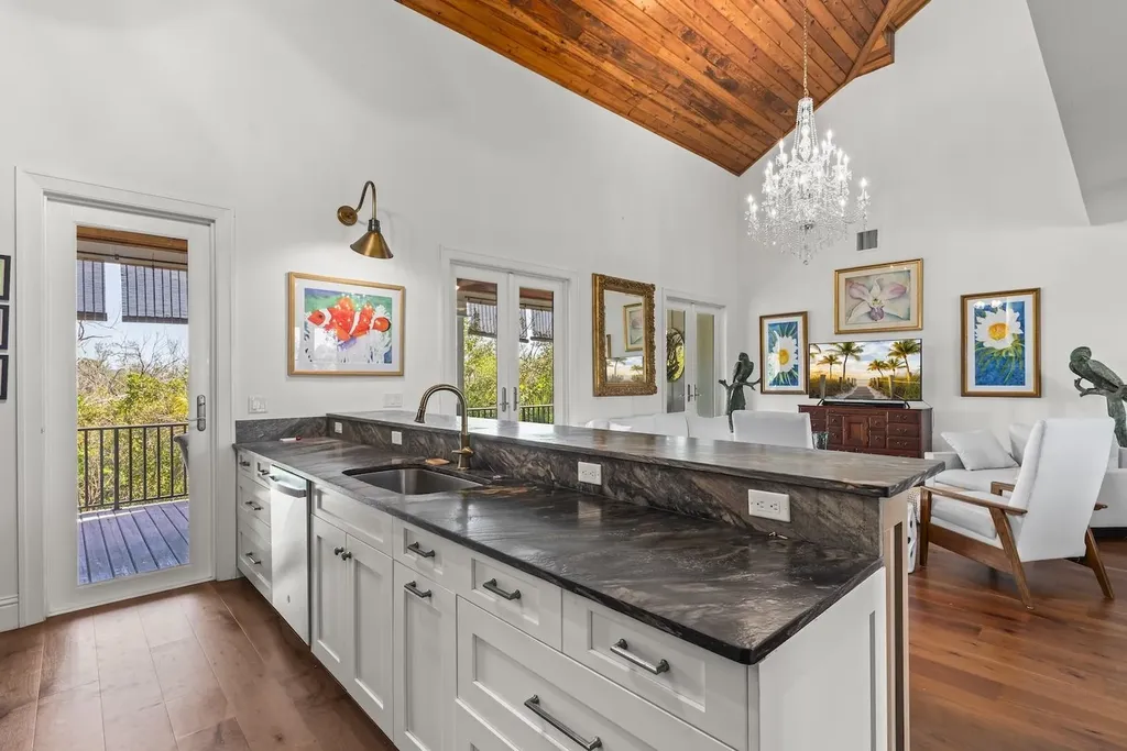 1428 Albatross Road Sanibel FL 33957