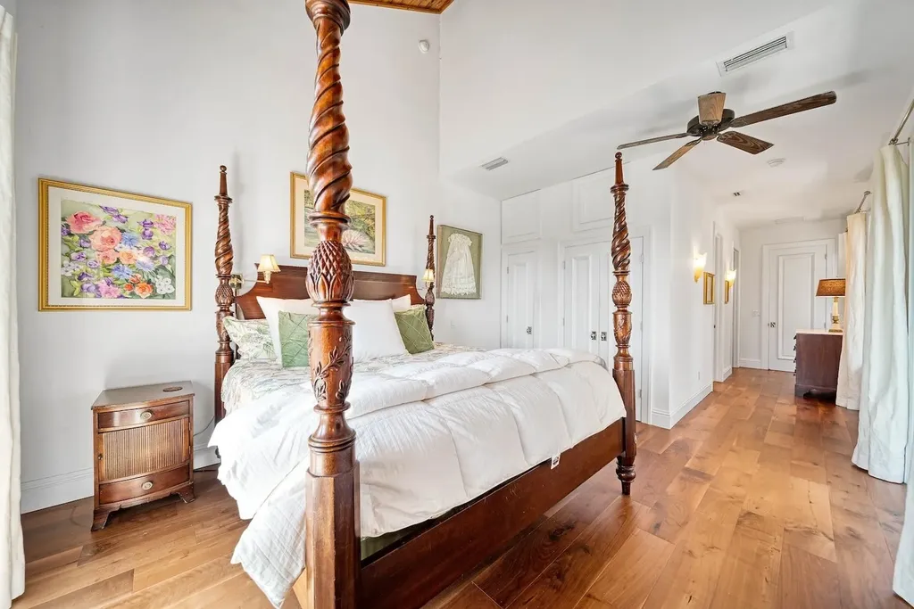 1428 Albatross Road Sanibel FL 33957