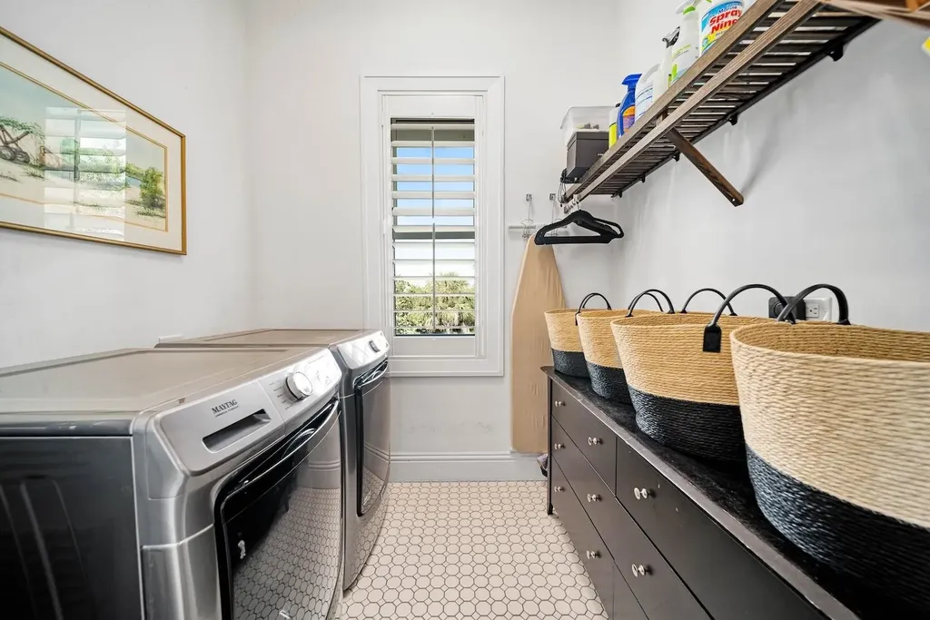 1428 Albatross Road Sanibel FL 33957