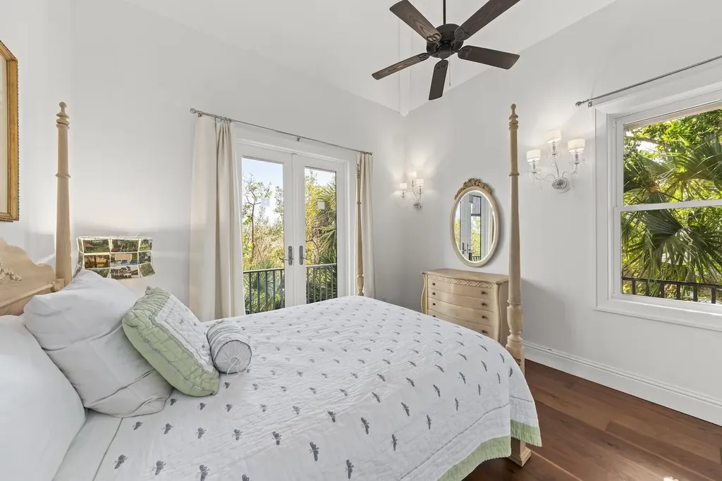 1428 Albatross Road Sanibel FL 33957