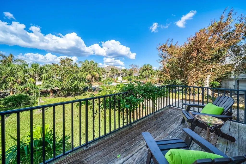 1428 Albatross Road Sanibel FL 33957