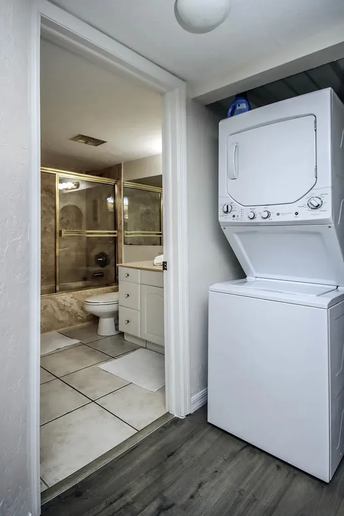 2445 W Gulf Drive Sanibel FL 33957