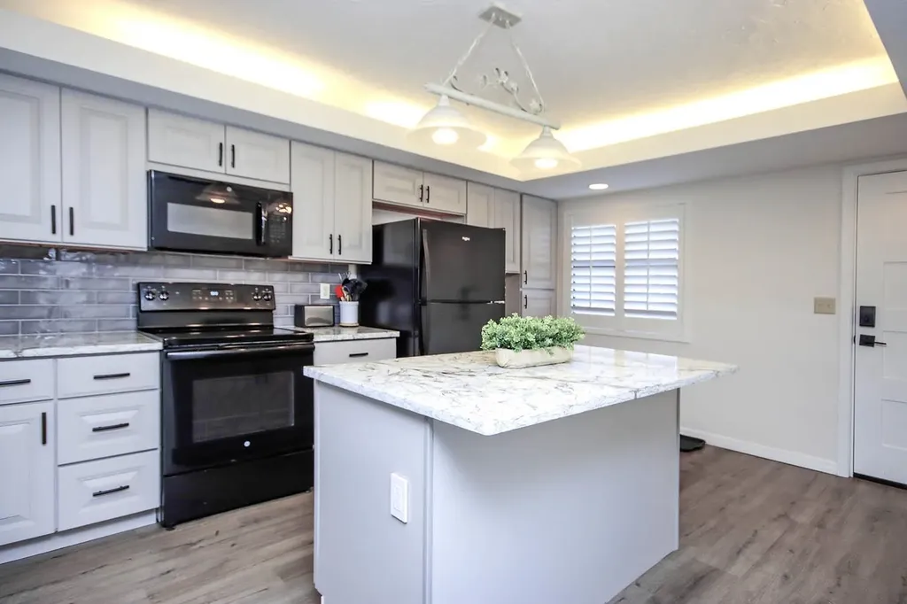 2445 W Gulf Drive Sanibel FL 33957