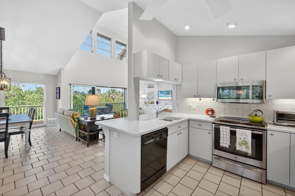 4209 Old Banyan Way Sanibel FL 33957