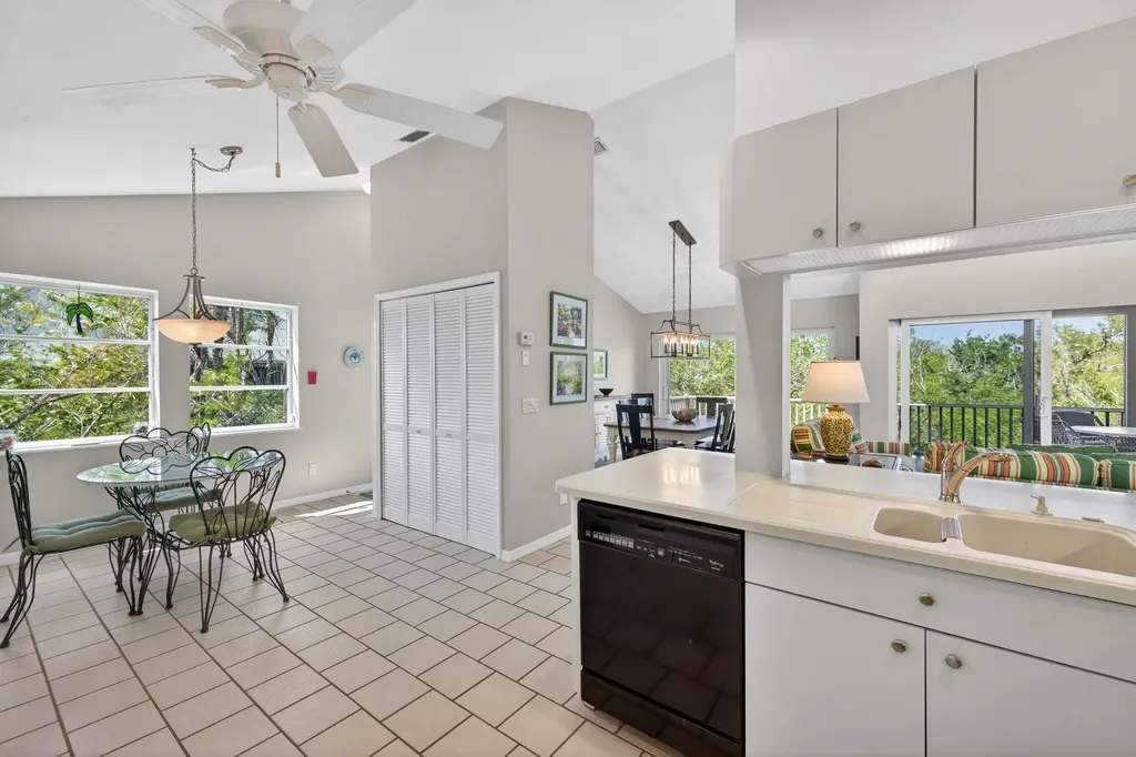 4209 Old Banyan Way Sanibel FL 33957