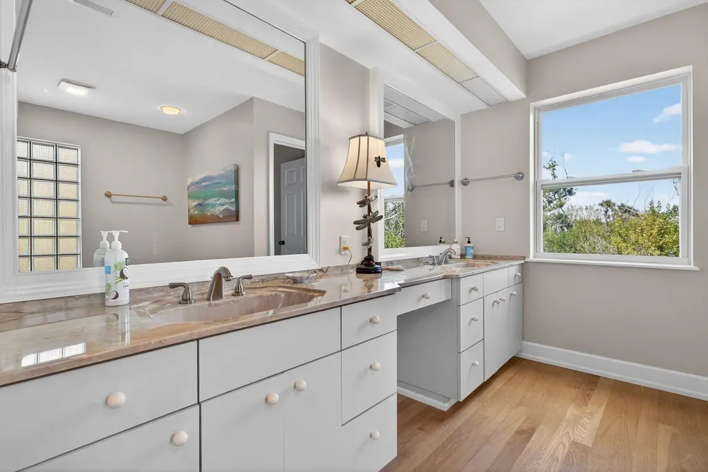 4209 Old Banyan Way Sanibel FL 33957