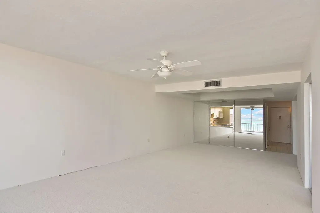 200 Periwinkle Way Sanibel FL 33957