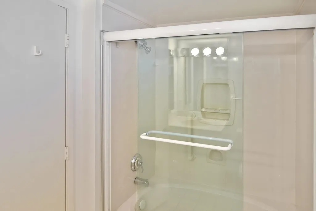 200 Periwinkle Way Sanibel FL 33957