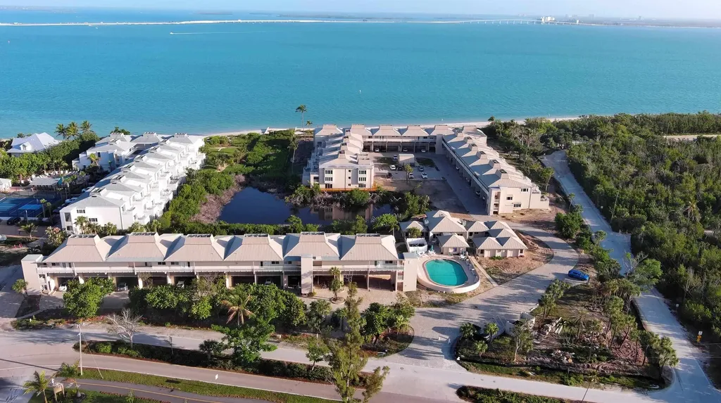 200 Periwinkle Way Sanibel FL 33957