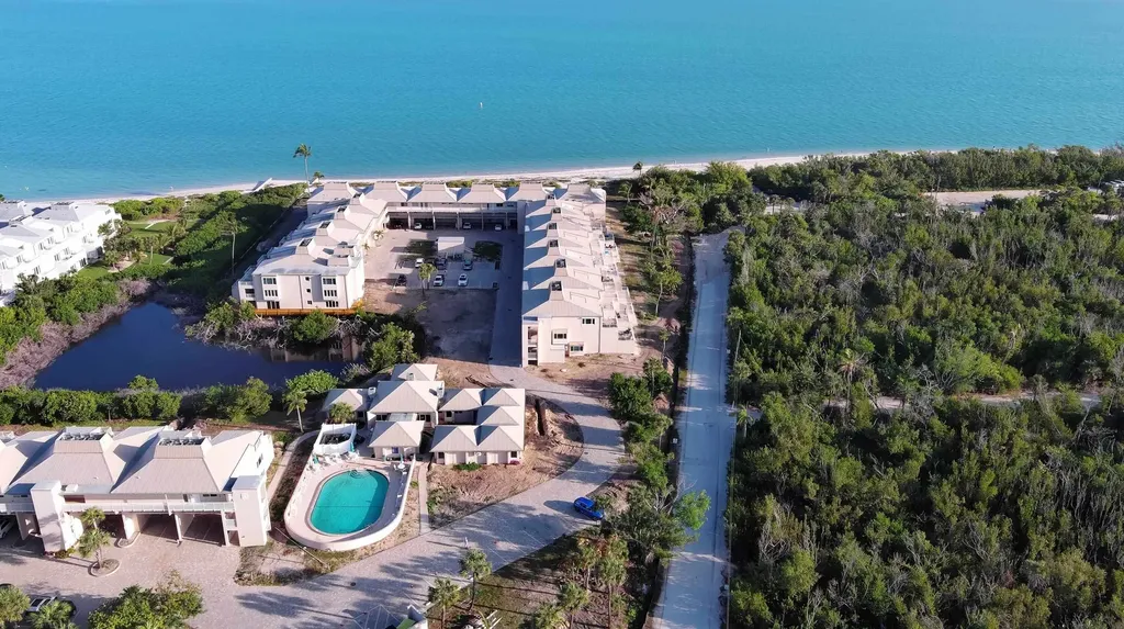 200 Periwinkle Way Sanibel FL 33957