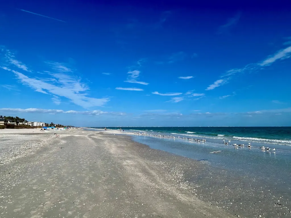 631 Nerita Street Sanibel FL 33957
