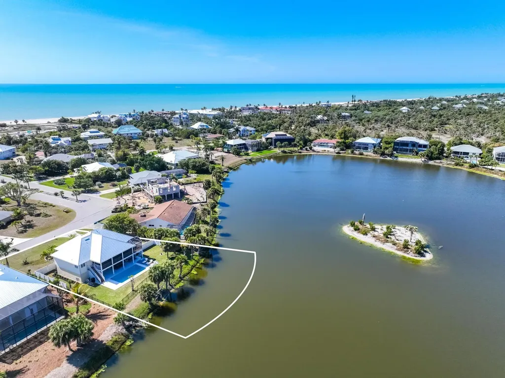 425 Lake Murex Circle Sanibel FL 33957