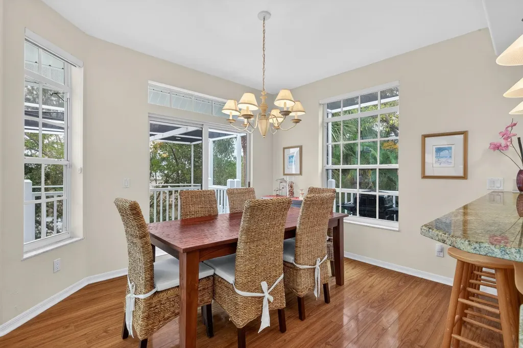 927 Almas Court Sanibel FL 33957