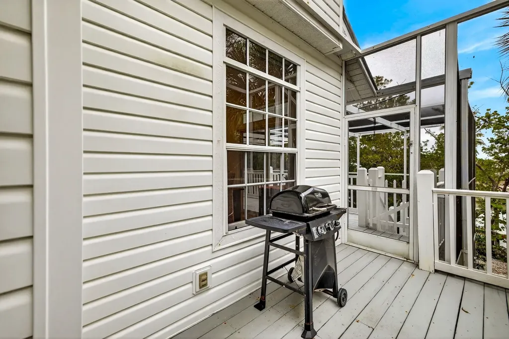 927 Almas Court Sanibel FL 33957
