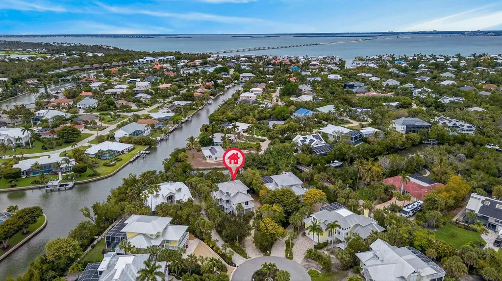 927 Almas Court Sanibel FL 33957