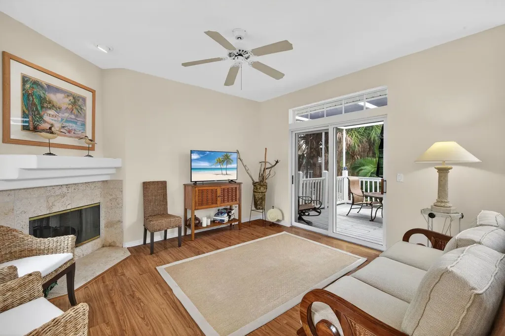 927 Almas Court Sanibel FL 33957