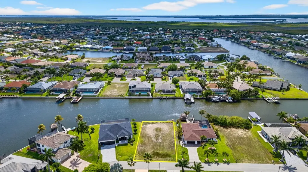 2856 SW 26th Place Cape Coral FL 33914