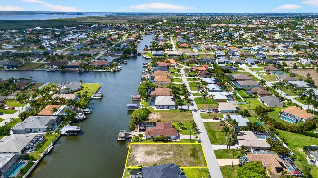 2856 SW 26th Place Cape Coral FL 33914