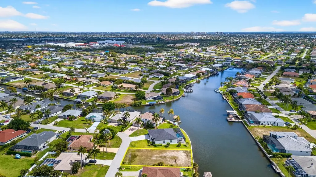 2856 SW 26th Place Cape Coral FL 33914