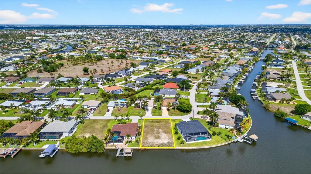 2856 SW 26th Place Cape Coral FL 33914