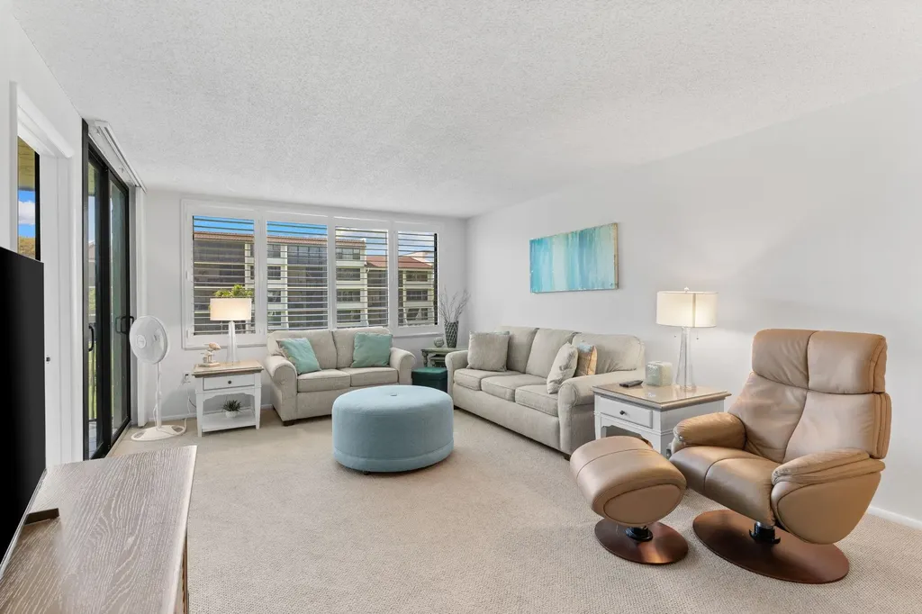 979 E Gulf Drive Sanibel FL 33957