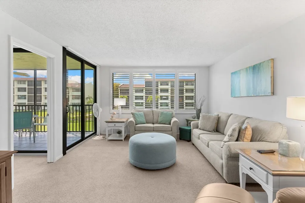 979 E Gulf Drive Sanibel FL 33957